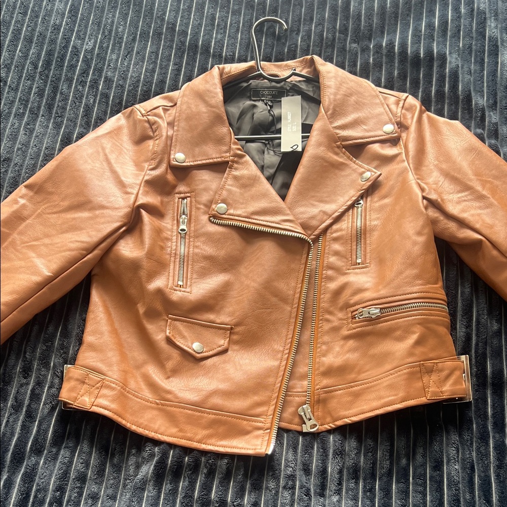 Chic Tan Leather Biker Jacket